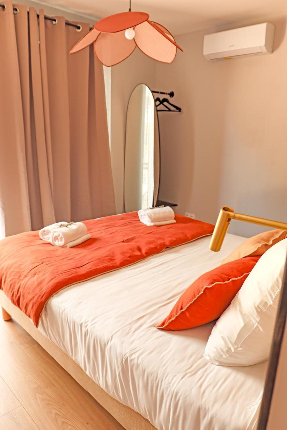 Les Gites De Laure - L'Eden Romantique, Chambres Hotes, Spa Prive, Couloir De Nage, Adults Only Malves-en-Minervois 外观 照片