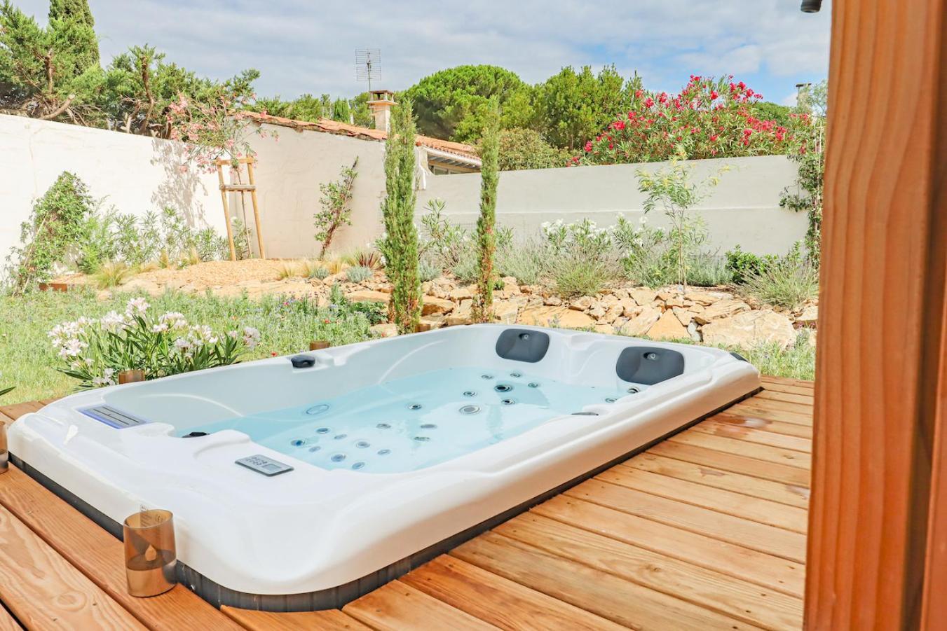 Les Gites De Laure - L'Eden Romantique, Chambres Hotes, Spa Prive, Couloir De Nage, Adults Only Malves-en-Minervois 外观 照片